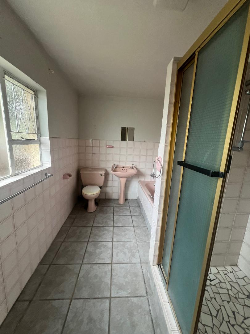 To Let 1 Bedroom Property for Rent in Cotswold Eastern Cape